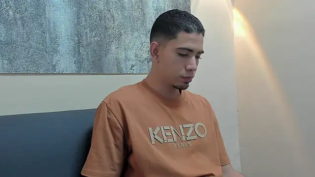 RYAN PATERSON online show from October 8, 7:29 pm