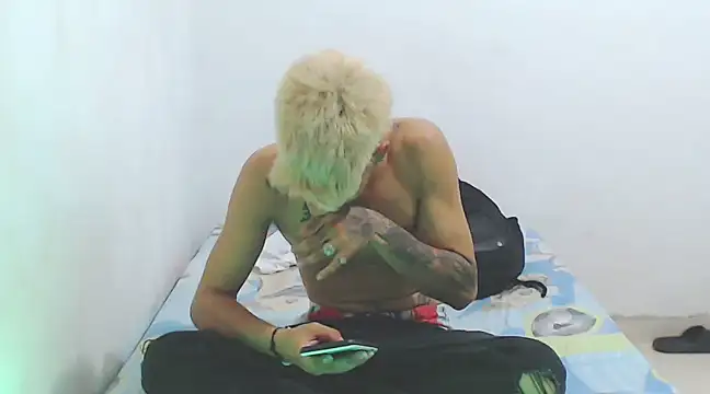 lu nastyboy18 online show from February 23, 3:07 am