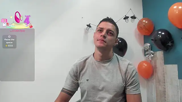 Frank Millers online show from October 21, 9:06 pm