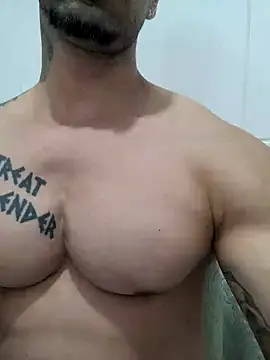 badbrown online show from February 8, 4:14 am