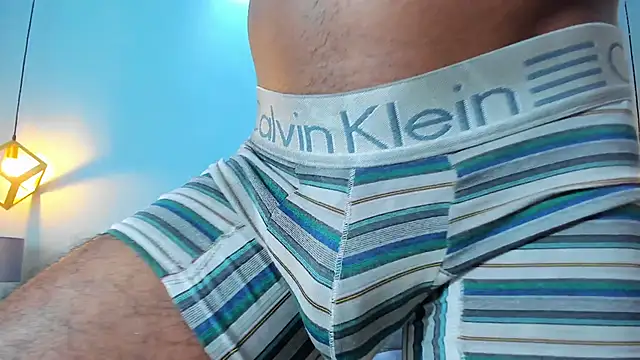 xxxhotbbc online show from October 12, 4:50 am