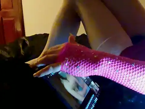 Snapshot of Cucked_Sissy_Bitch chatting on September 27, 10:18 pm Cucked Sissy Bitch online show from September 27, 10:18 pm