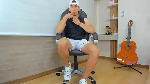 Tombarden online show from September 24, 10:19 pm