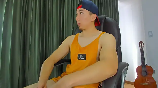 Tombarden online show from March 21, 7:35 pm