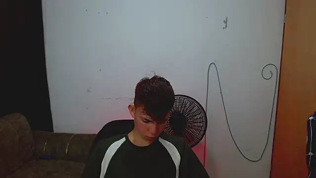 Alexxx lov online show from March 17, 12:51 pm