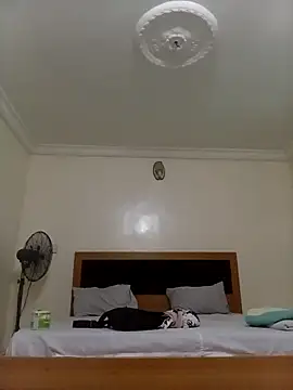 philippiano33 online show from September 14, 6:21 pm