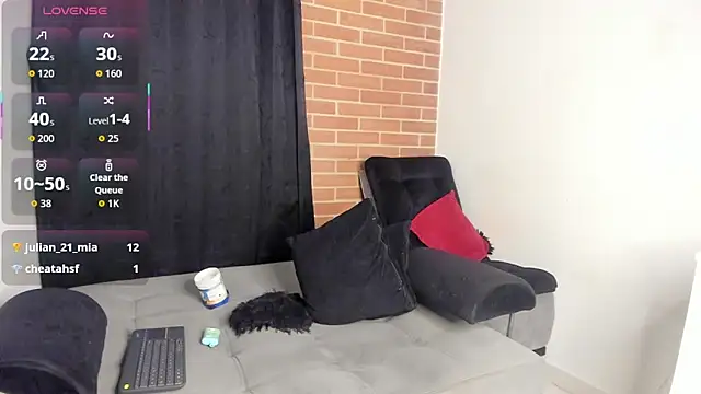 DavidX X21 Strip online show from October 16, 8:44 am