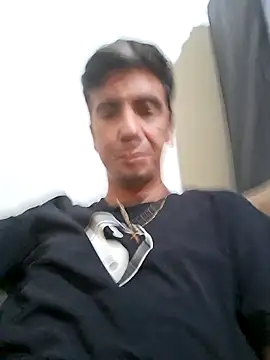 thallespessoa online show from October 18, 11:31 pm