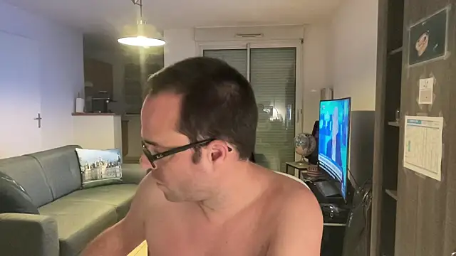 Funnyjul31 online show from February 6, 7:22 pm