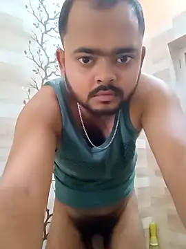 guavam65 online show from April 14, 1:49 am