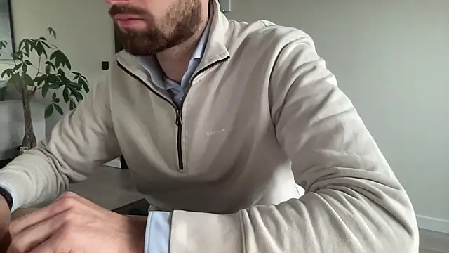 bullyboyy online show from October 15, 2:57 pm