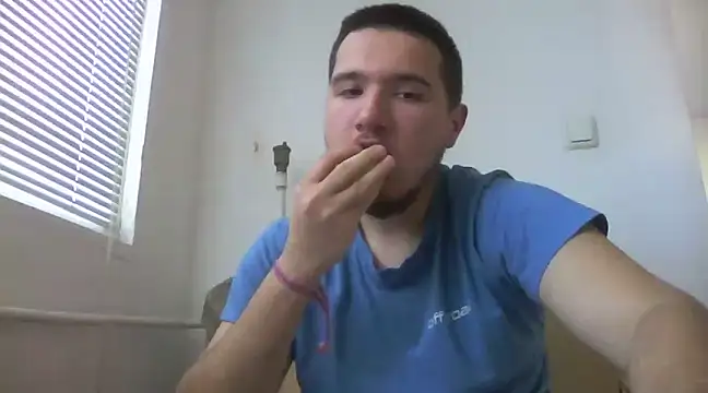 Drag Queen online show from March 16, 3:28 pm