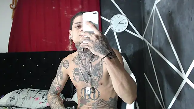 hot man05 online show from October 9, 9:52 pm