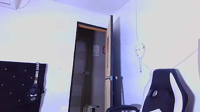 hot man05 online show from January 7, 9:20 pm