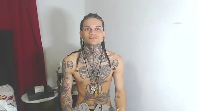 hot man05 online show from February 27, 3:47 am