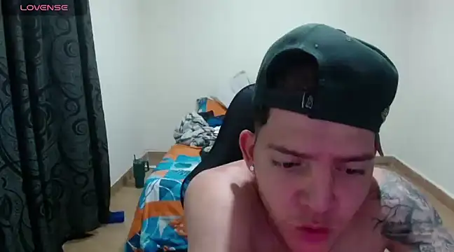 Dann Vargas online show from February 25, 2:03 am