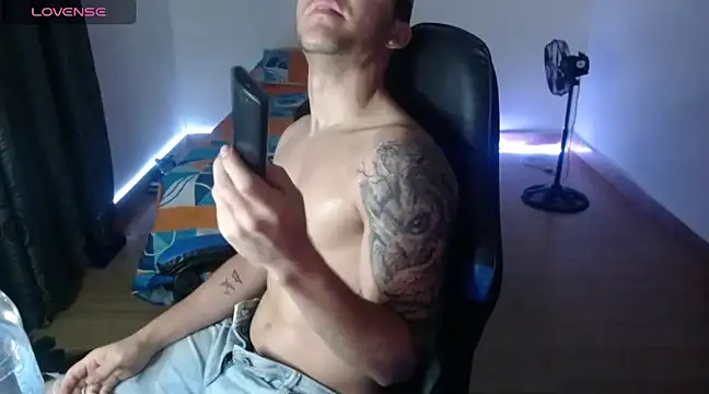 Dann Vargas online show from February 15, 8:22 am