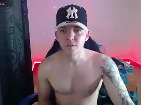 Dann Vargas online show from February 10, 9:47 pm