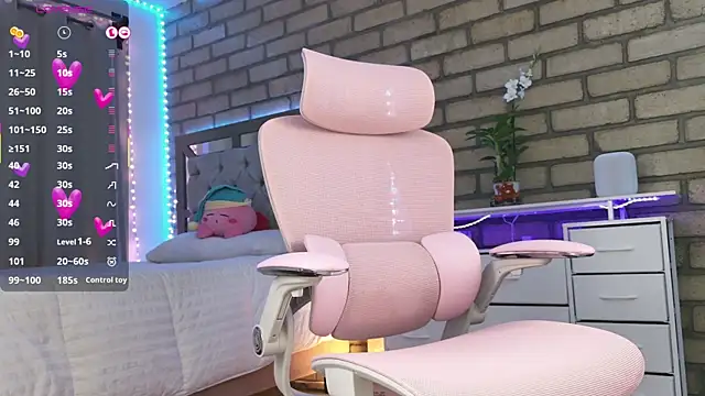 Snapshot of biel_biel chatting on March 14, 5:38 am biel biel online show from March 14, 5:38 am