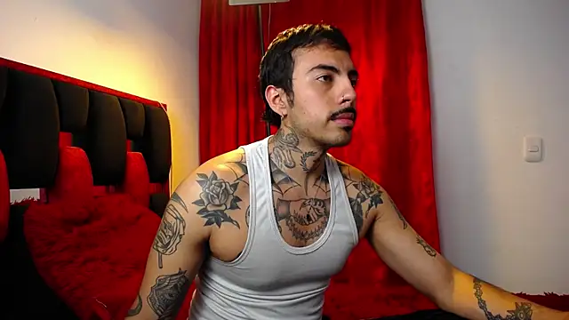 scockpion   online show from April 3, 5:04 am