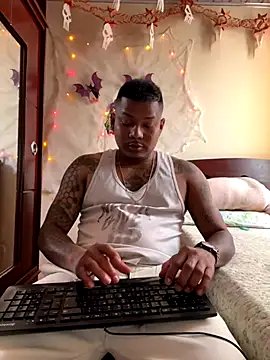 Saipadpuer30 online show from October 27, 7:05 pm