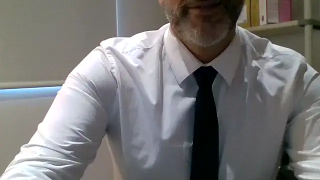 66MA69 online show from November 2, 9:35 am