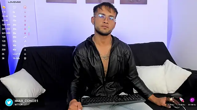 Max Conor1 online show from December 19, 3:58 am