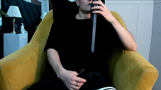 roan birkin online show from February 12, 8:59 pm