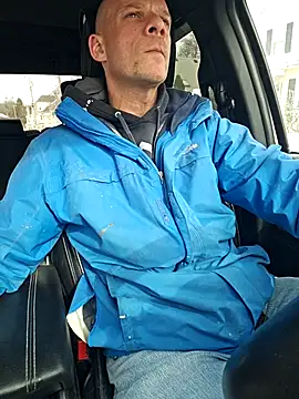 Boss5989 online show from February 6, 4:15 pm