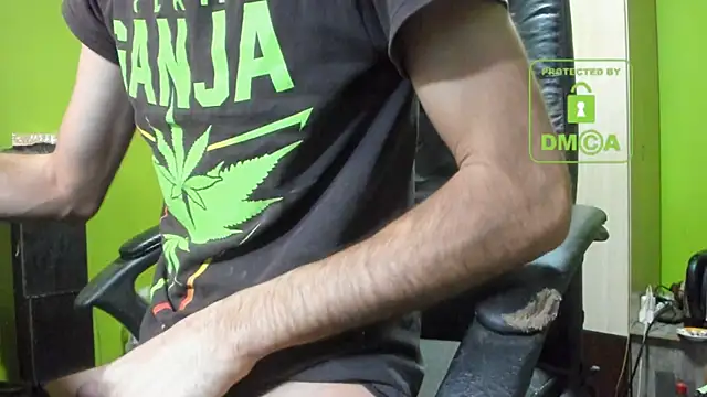 BigCumShoot online show from January 18, 6:48 am