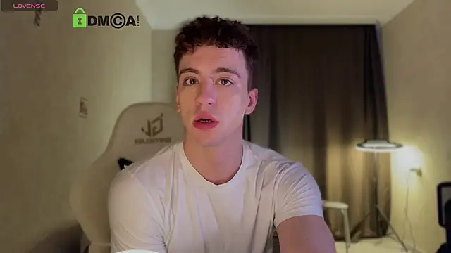 VincentSmith02 online show from October 16, 12:46 pm