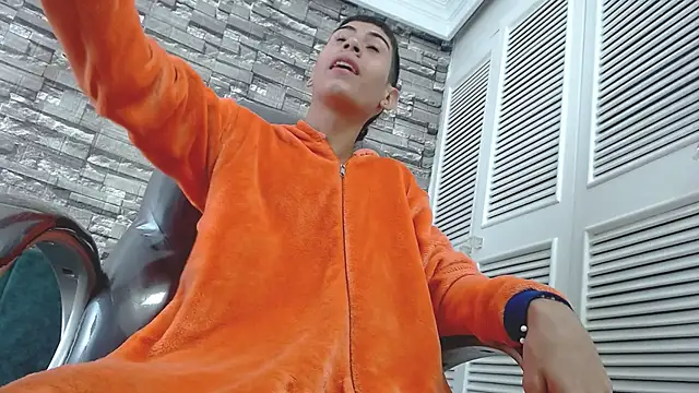 LittleFiree online show from January 31, 4:25 am