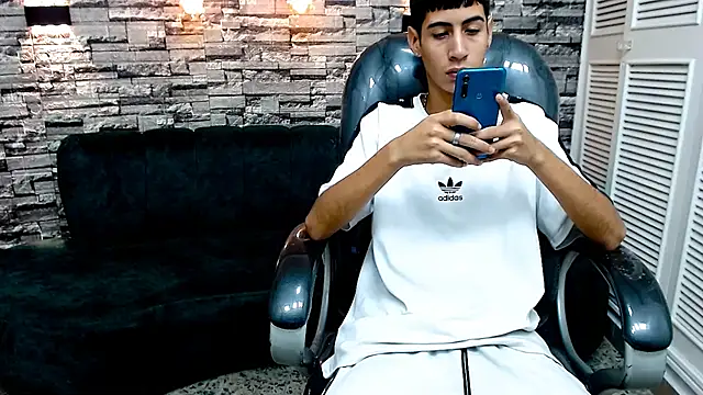 LittleFiree online show from March 7, 5:07 am