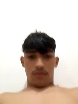 Snapshot of blzin20 chatting on March 10, 4:35 pm blzin20 online show from March 10, 4:35 pm