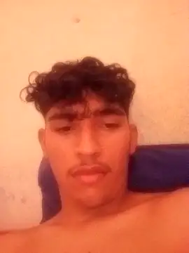 Snapshot of blzin20 chatting on September 21, 3:23 pm blzin20 online show from September 21, 3:23 pm