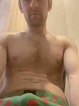 LynnAhNight online show from October 19, 4:17 am