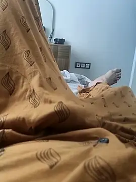 legolasleo online show from October 26, 7:21 am