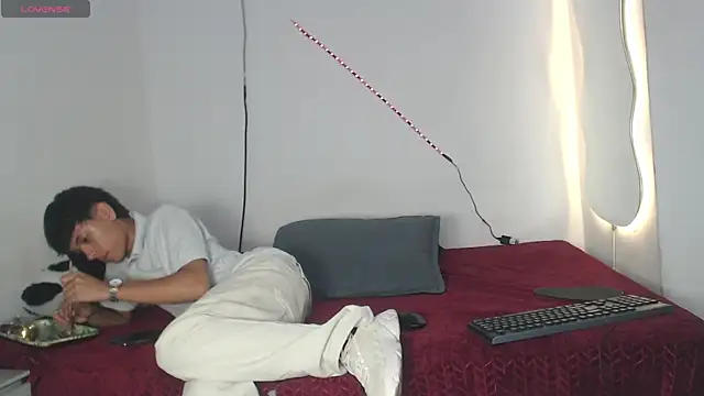 Snapshot of the_murderer chatting on March 14, 5:38 am the murderer online show from March 14, 5:38 am