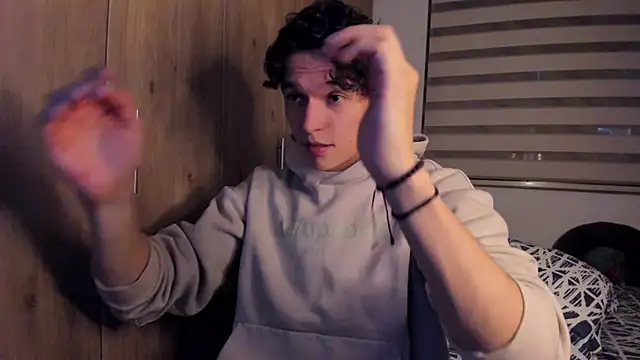 Mastrangelo xxx online show from October 12, 3:33 am