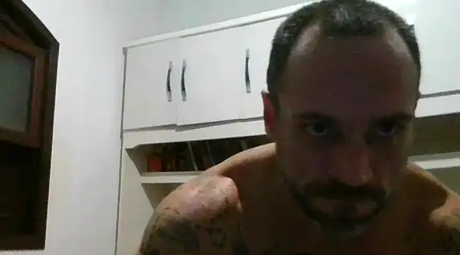 musclewolf41jundiai online show from February 2, 1:12 am