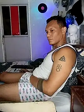 XhaseFoX online show from March 8, 3:16 am