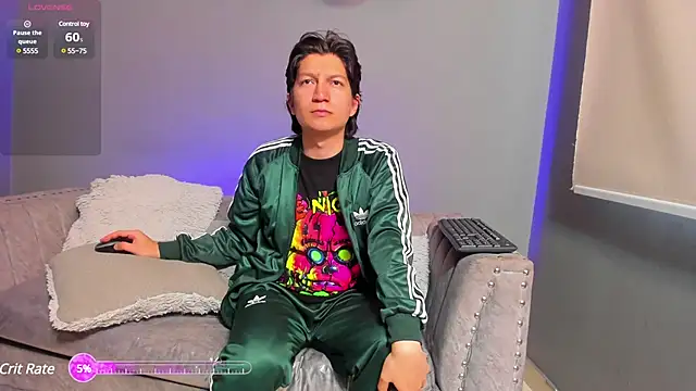 Golden-Boyy online show from March 8, 12:17 pm