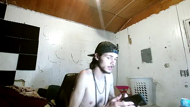 nuttyking2022 online show from October 27, 5:10 am