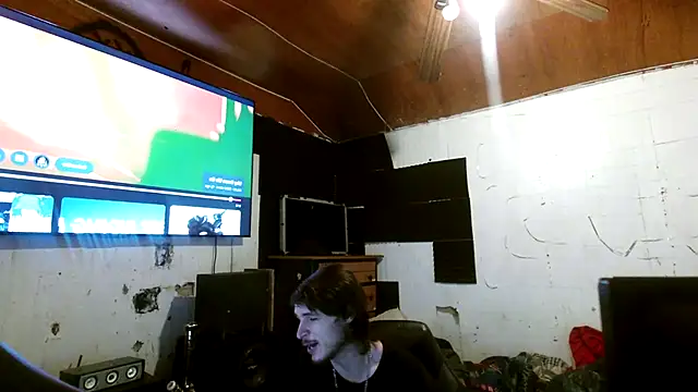 nuttyking2022 online show from November 2, 9:35 am