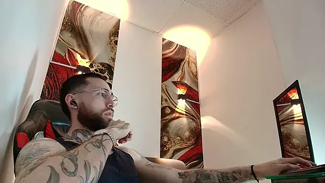 Luke davis01 online show from March 10, 1:06 pm