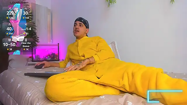 Dirty Kingg online show from October 13, 8:59 pm