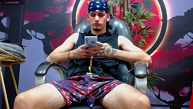 Dirty Kingg online show from November 14, 8:54 pm