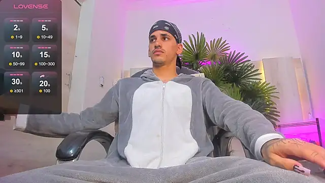 Dirty Kingg online show from October 16, 8:06 pm