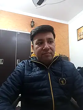 innocentboy1987 online show from February 4, 7:25 am