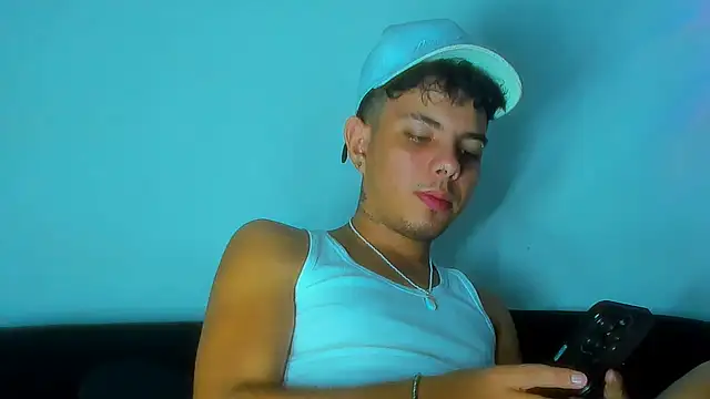 Alessandro 1610 online show from February 7, 3:13 am